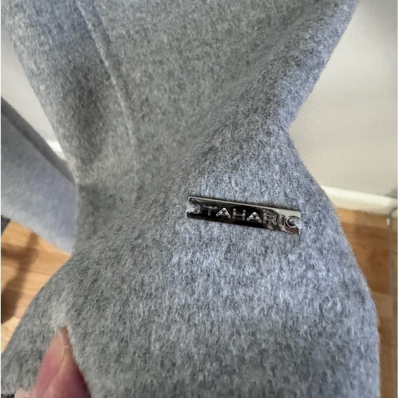 Tahari Women’s Marla Wool Caped Gray Coat Size Small - Picture 16 of 16